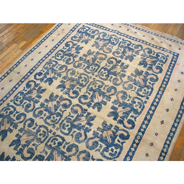 1920s Magnificently Decorative Light Blue and Light Cream Color Vintage Indian Cotton Agra Rug For Sale - Image 5 of 6