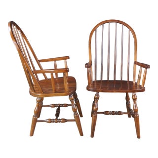 Late 20th Century 2 Amish Oak High Spindle Bow Back Windsor Dining Armchairs For Sale