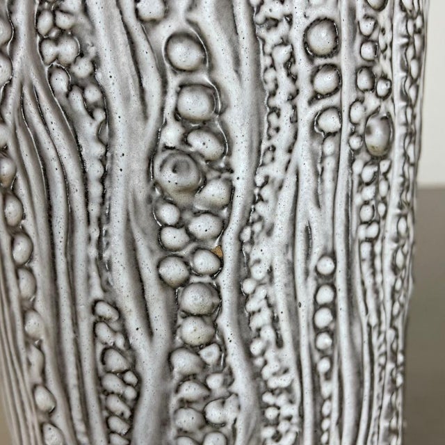 Large Brutalist Fat Lava Ceramic Vase from Carstens Tönnieshof, Germany, 1970s For Sale - Image 17 of 18