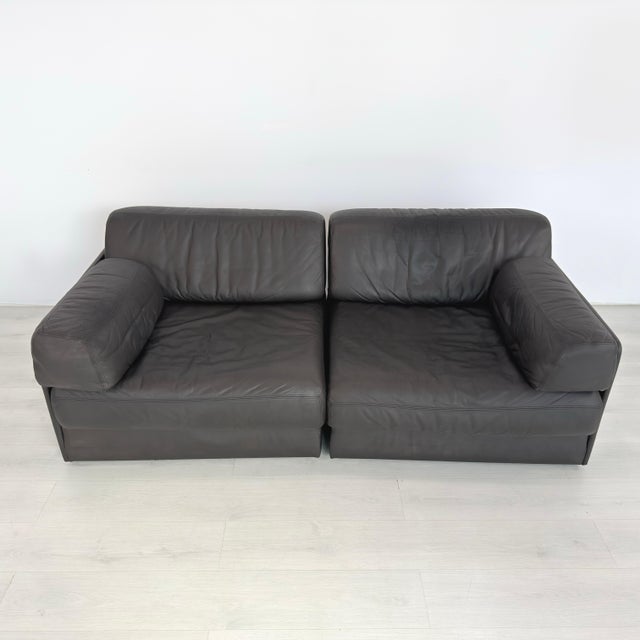 Dimensions: H 20.8" x W 74" x D 25.9" x SH 16" Vintage Swiss modular sofa/daybed De Sede Ds 76 consist of 2 pc in dark...