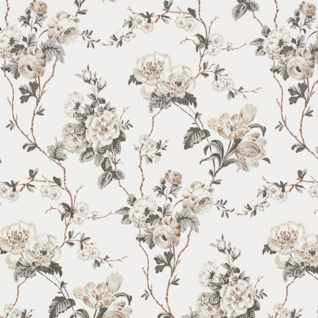 Sample - Schumacher x Veere Grenney Betty Wallpaper in Charcoal For Sale