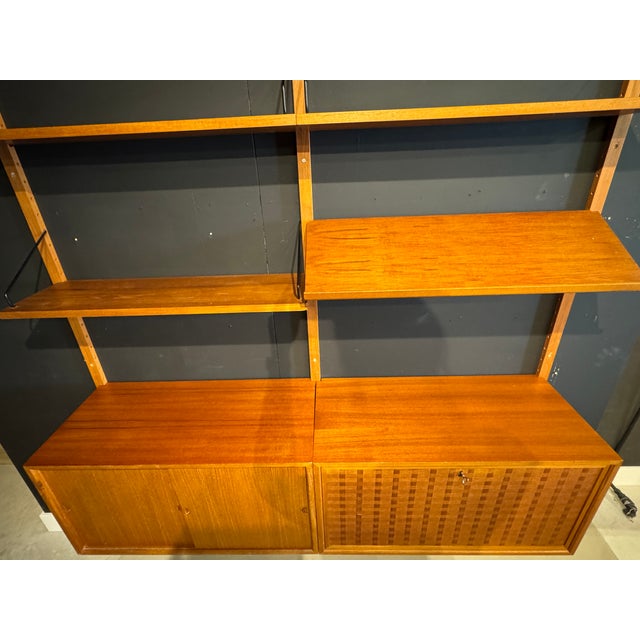 Vintage Wall System in Rosewood by Poul Cadovius for Cado For Sale - Image 15 of 16