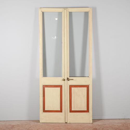 Two-Tone Double-Door in Glass For Sale - Image 9 of 9