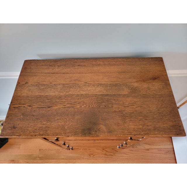 Antique Quarter-Sawn Tiger Oak Tall Chest / Highboy, C. 1905–1915, Five Drawer Dresser For Sale - Image 4 of 9