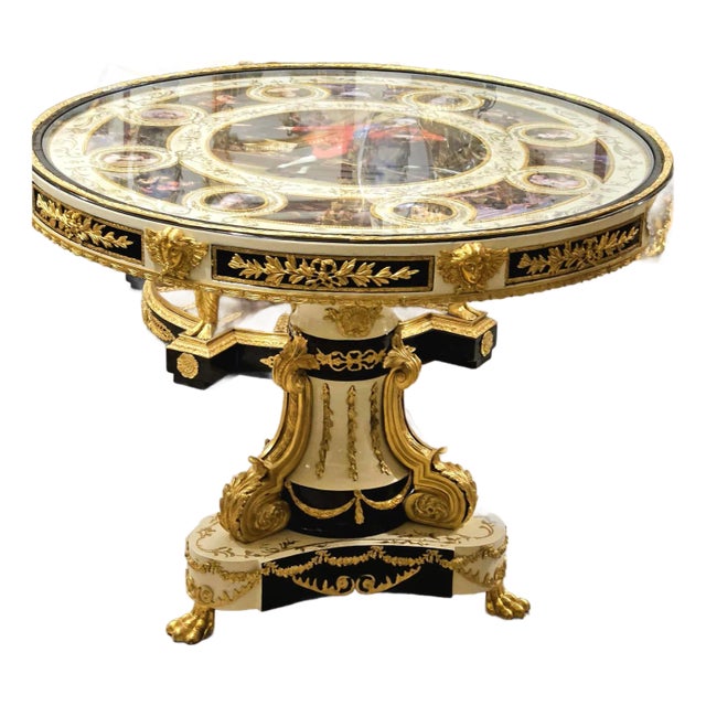 French Rococo Style White Round Dining Table With Bronze Details For Sale