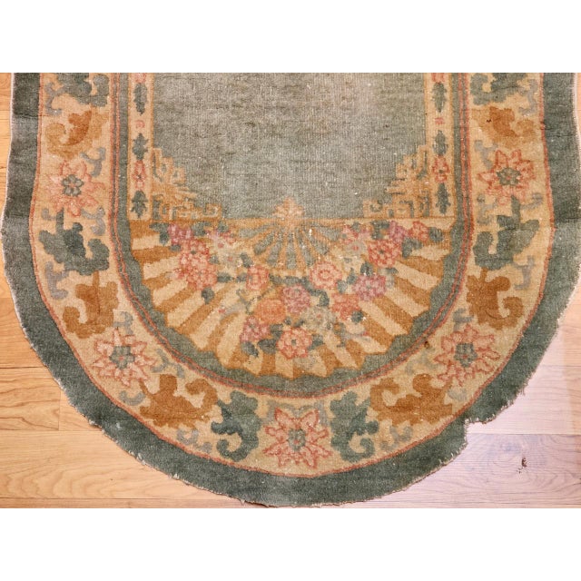 Chinese Antique Art Deco Chinese Area Rug, Wool on Cotton, Floral Design, Oval 3' x 5' For Sale - Image 3 of 9