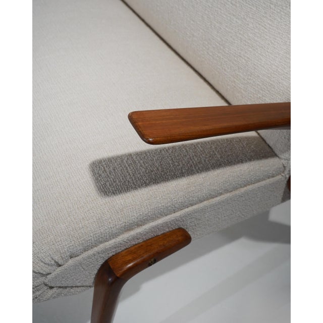 D71 Sofa by Osvaldo Borsani for Tecno, 1950s For Sale - Image 12 of 14