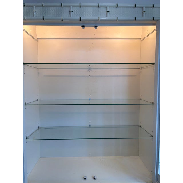 Cream Drexel 1970’s Bamboo Look China Cabinet For Sale - Image 8 of 17