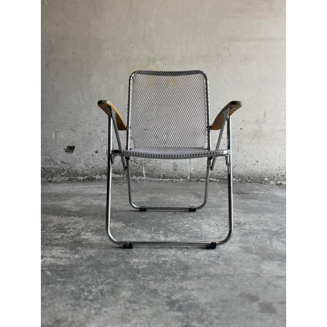 Set of Vintage Aluminium Wire Folding Chairs For Sale - Image 9 of 18