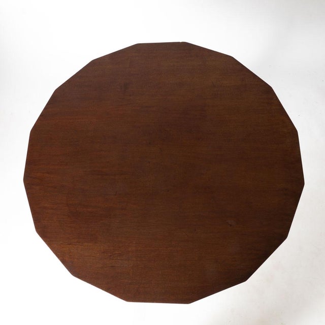 Early tilt top table with unique shaped top. Wonderful piece to pull out