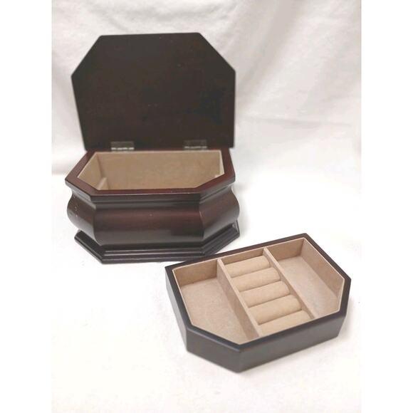 Rare the Bombay Company Octaganal Wood Jewelry Box Removeable Tray Nostalgia VNT For Sale - Image 4 of 17