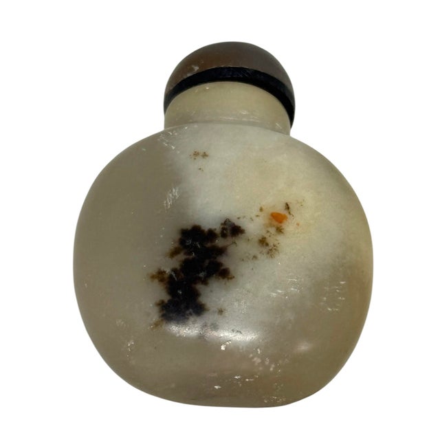 Late 19th Century Late 19th Century Chinese Carved Shadow Agate 2 1/8” Tall Snuff Bottle For Sale - Image 5 of 12