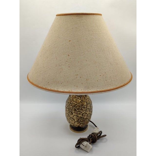 Hollywood Regency Pineapple Table Lamp in Brass with Linen Shades from Maison Le Dauphin, France, 1970s For Sale - Image 10 of 18