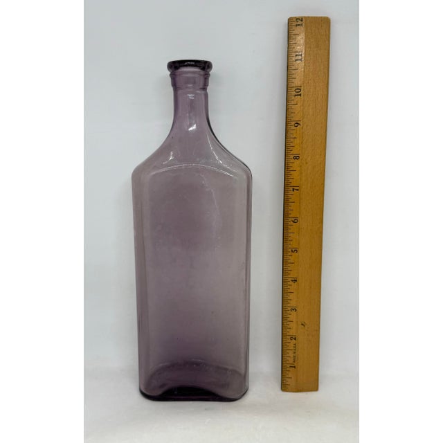 Antique Sun-Purple Amethyst Medicine Bottle Illinois Glass Company Diamond I 1915-1920s For Sale - Image 9 of 12