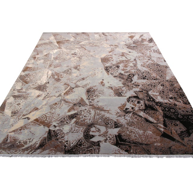 A scintillating 8x9 drawing by Rug & Kilim, making a modern take in a modern classic weaving style. Extremely rich and...