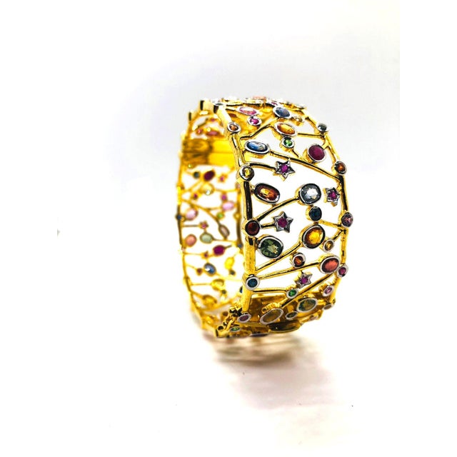Yellow Bochic “Capri” Vintage Natural Multi Sapphire Cuff Set In 18K Gold & Silver For Sale - Image 8 of 11