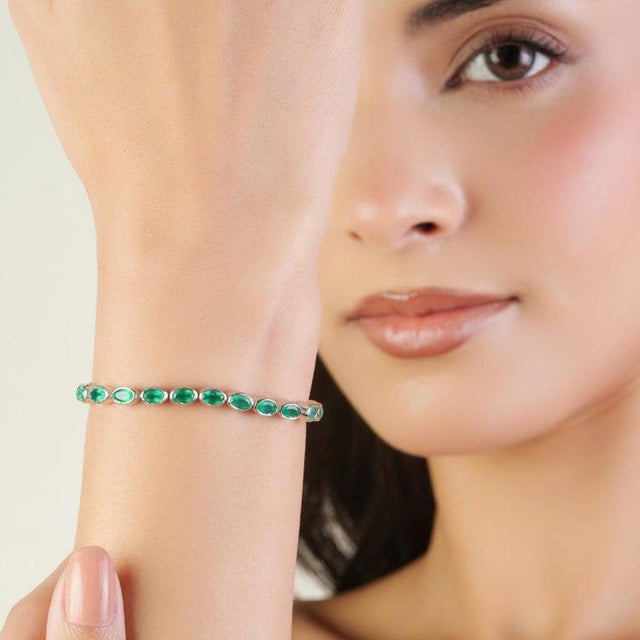 925 Sterling Silver 8.2 Carat Green Onyx Bezel Set Tennis Bracelet For Sale - Image 4 of 11