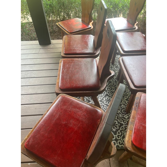 Wood Set of Eight Restaurant Dining Chairs With Branded Keystone “P”, C. 1940, Berks County Provenance For Sale - Image 7 of 18
