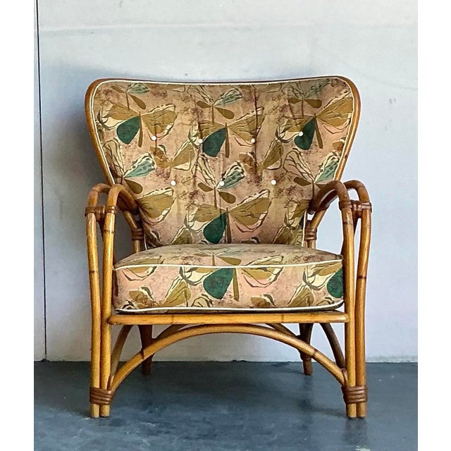 Incredible original butterfly print fabric in the most beautiful tones. The comfortable dimensions, including a generous...