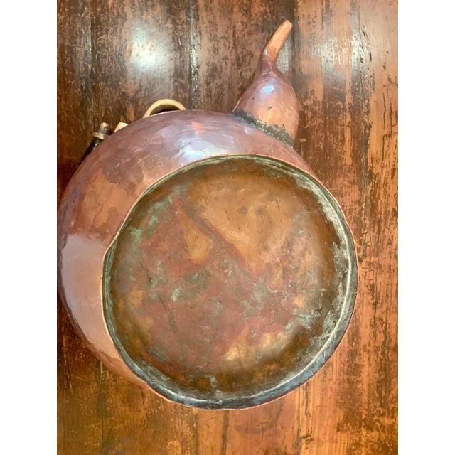 Early 20th Century Large Vintage Copper Pot With Handle For Sale - Image 5 of 7