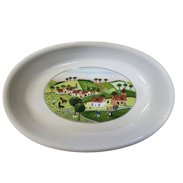Super 1980s Villeroy & Boch large casserole in excellent condition, Vilbofour Naif collection with center art by Corsican...