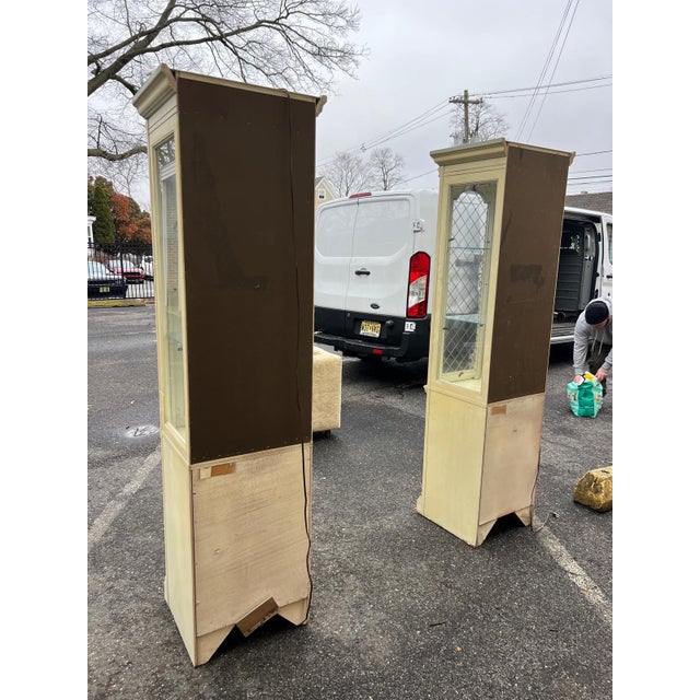 2000 - 2009 Vintage Painted China Cabinet Wall Unit For Sale - Image 5 of 8