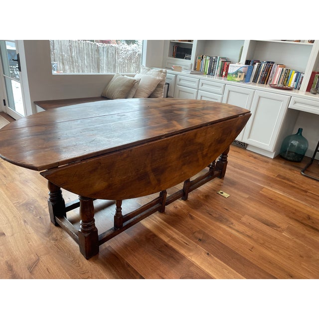 1980s English Windsor Gate Leg Drop Leaf Table and Chairs For Sale - Image 4 of 9