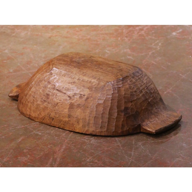 Tan 19th Century French Elm Dough Bowl With Hand-Carved Handle For Sale - Image 8 of 8