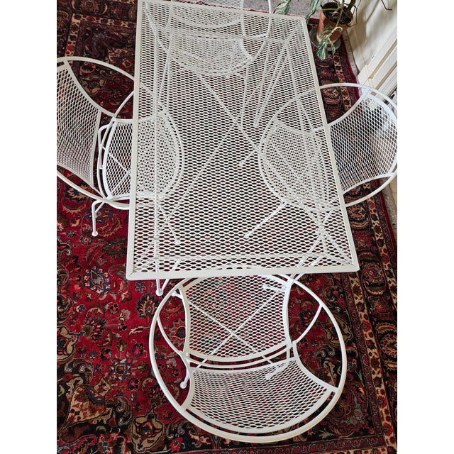 1960s Salterini Wrought Iron Mid Century Modern 5 Piece Radar Chairs and Table Set For Sale - Image 6 of 7