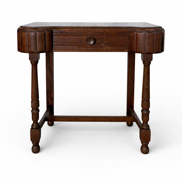 Art Deco Oak Console or Side Table with Drawer, 1930s, in Very Good conditions. Designed 1920 to 1949