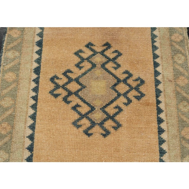 Early 21st Century Turkish Mini Rug Oriental Hand Knotted Vintage Rug 1'7" x 2'10" #21272 For Sale - Image 5 of 8
