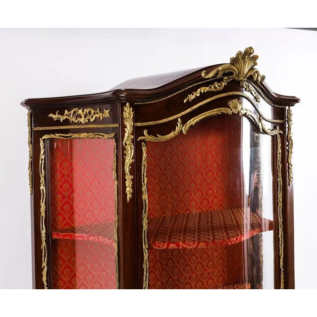 Antique 19th Century French Vitrine Display Cabinets by Vernis Martin For Sale - Image 17 of 18