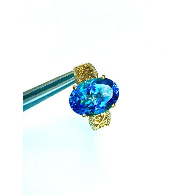 Late 20th Century Bochic "Capri" Vintage Blue Topaz & Diamonds Retro Ring 18K Gold & Silver For Sale - Image 5 of 18