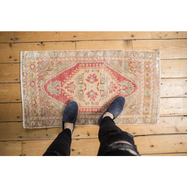 :: Oversize center medallion in hexagonal contour wrapped by diminutive germinating buds and oversize floral palmette end...