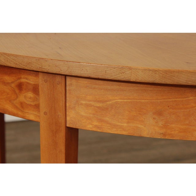 Thomas Moser Round Cherry Expandable Dining Table For Sale - Image 10 of 12