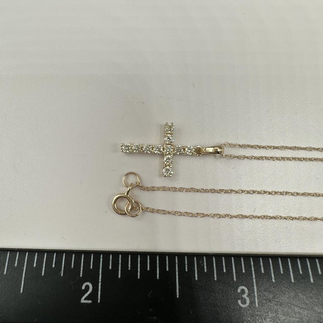 Early 21st Century Natural Diamond Cross Necklace in 10kt Yellow Gold – 0.20ctw, 18in, New For Sale - Image 5 of 5