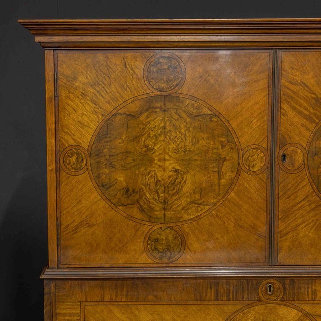Early 20th Century William and Mary Style Walnut Secretaire For Sale - Image 9 of 18