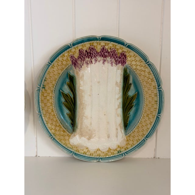 Asparagus Pair of Antique French Barbotine Asparagus Majolica Plates, Circa 1900 For Sale - Image 8 of 11