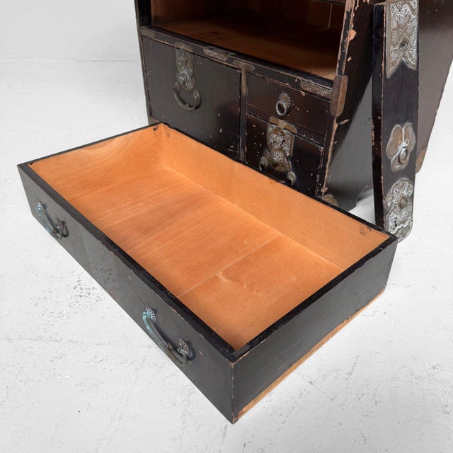 Antique Japanese Ko-Dansu Storage Chest, 1870s For Sale - Image 9 of 18