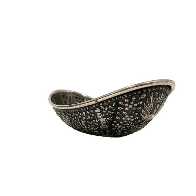 Indonesian Yogya Djokja Bread Basket with Human and Anima Figures, 1890s For Sale - Image 11 of 13