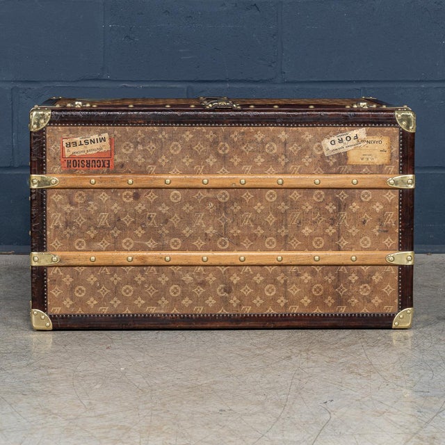 Antique French Hat Trunk in Woven Canvas, 1896 For Sale - Image 9 of 18