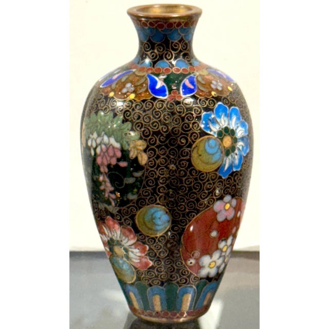 Late 19th Century Meiji Period Cloisonne Bulbous Cabinet Vase For Sale - Image 5 of 5