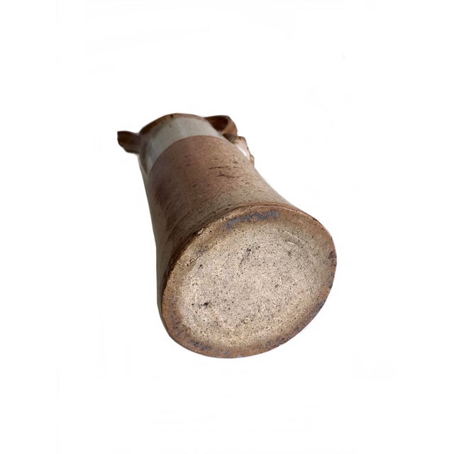 Ceramic 1970s Mid Century Modern Studio Art Pottery Brown Zoomorphic Ceramic Pitcher Modernist Stoneware Decanter / 70s Dining Serving Drink Barware For Sale - Image 7 of 7