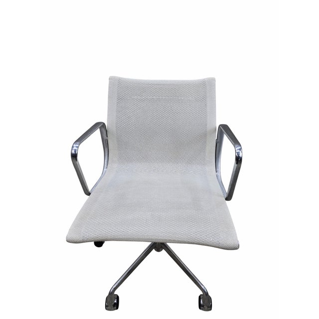 Mid-Century Modern Attributed to Herman Miller Eames Low Back White Mesh Office Chairs – 6 For Sale - Image 9 of 12