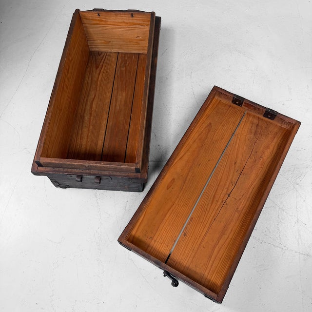 Antique Early Meiji Japanese Storage Chest with Lid and Wrought Iron For Sale - Image 13 of 14