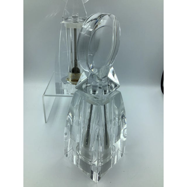 Vintage Wayne Husted Grainware Lucite Salt & Pepper Grinders- Set of 2 For Sale In New York - Image 6 of 12