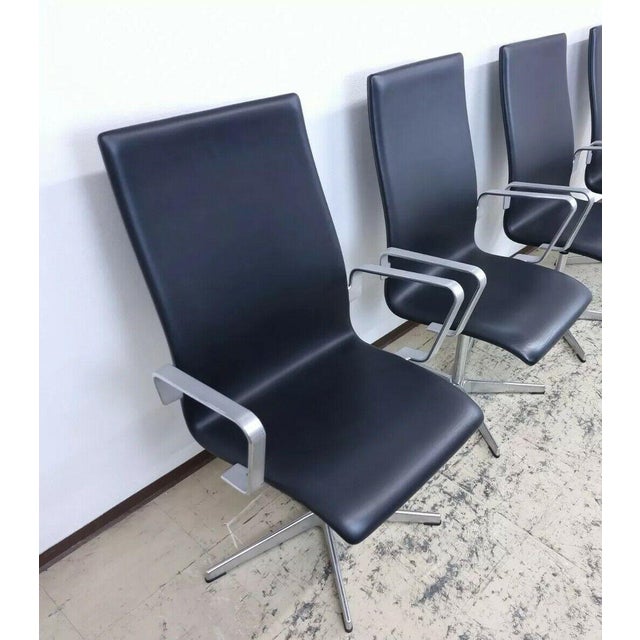 Oxford Chairs in Leather by Arne Jacobsen for Fritz Hansen, Set of 3 For Sale - Image 3 of 13