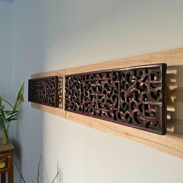 Late 19th Century c.1880 Antique Chinese Carved Openwork Floral Panels – Chinoiserie Wall Art，Pair For Sale - Image 5 of 11