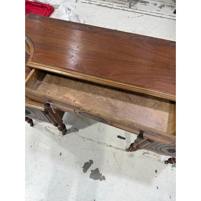 Antique 1920s Wooden Vanity Dressing Table Made of Walnut For Sale - Image 11 of 12