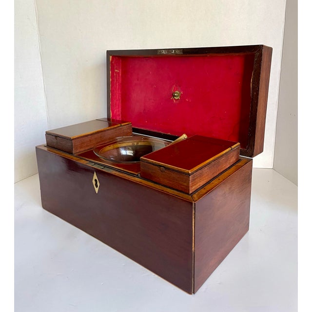Mid-19th Century English Mahogany Tea Caddy Chest With Glass Mixing Bowl For Sale In Los Angeles - Image 6 of 15